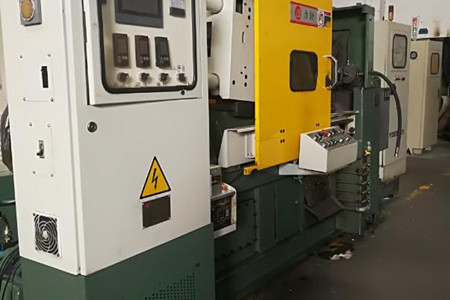 熱室壓鑄機安裝壓鑄模具時需注意什么？